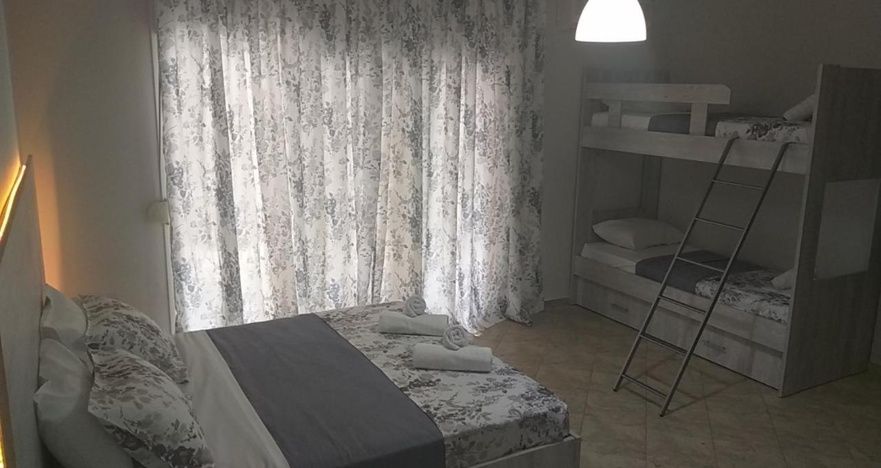 Studio Garden Leilighet Nea Kallikrateia Eksteriør bilde